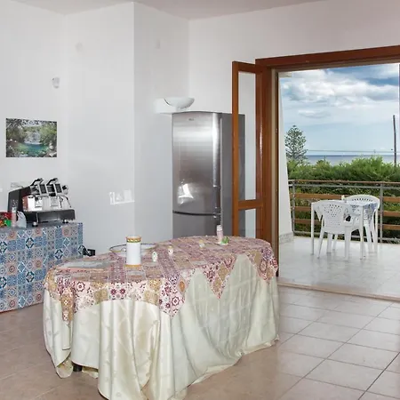 Guest house Vega 4*